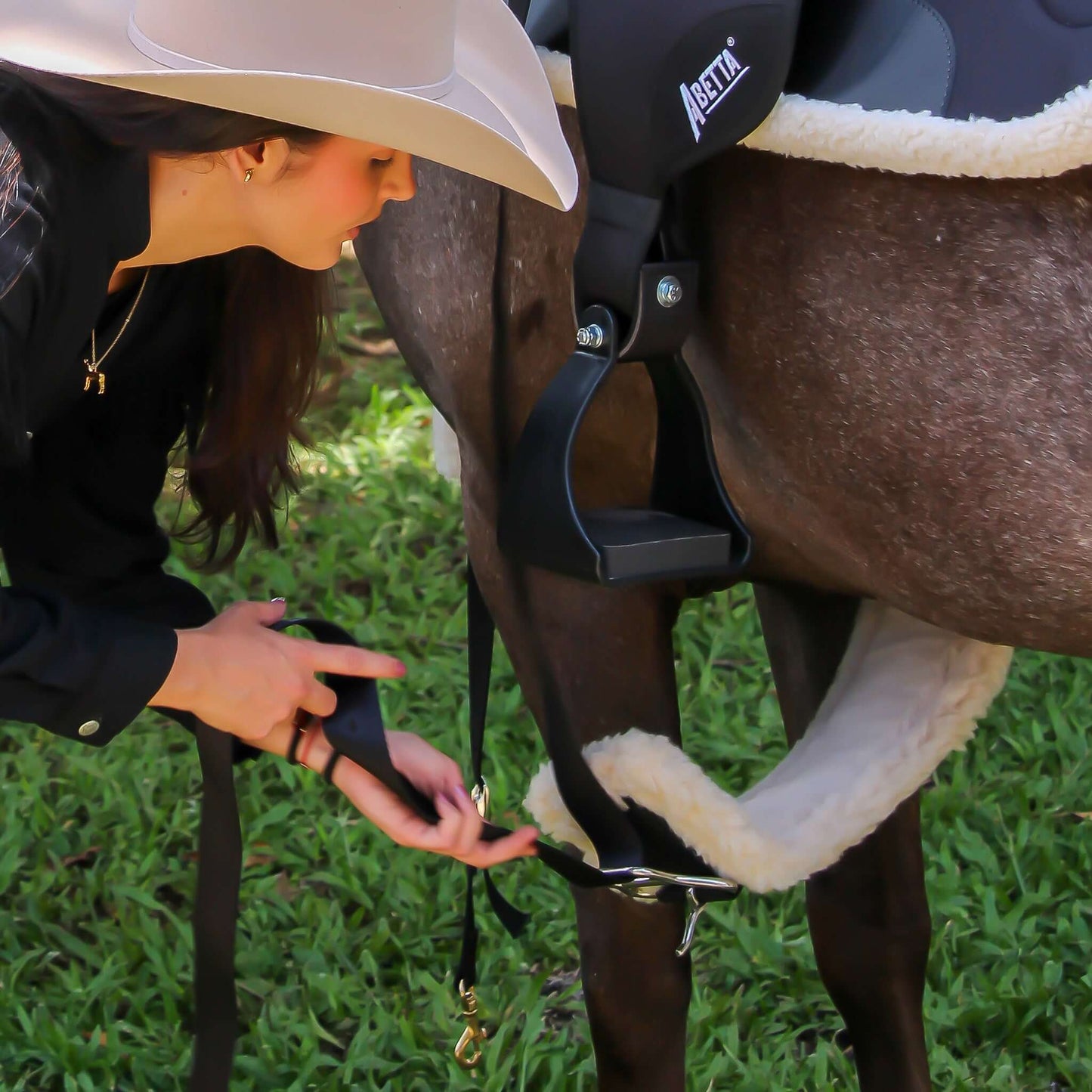 Abetta Ultimate Fleece Girth/Cinch - Regular & Draft Horse Sizes - putting on horse