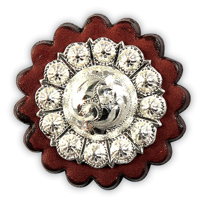 Fabtron Supreme Lady Trail Saddle - close up of concho - SKU 7952, SKU 7954, SKU 7956